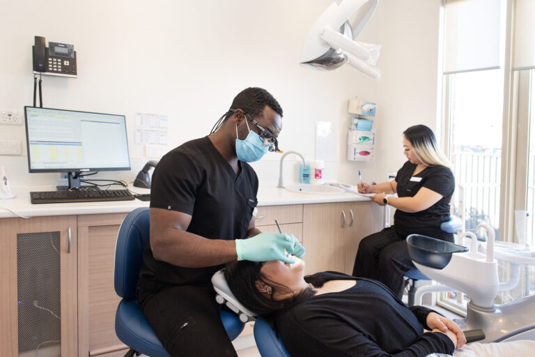 MY SMILE DENTAL SOCIAL MEDIA FILES (24) Dr Sam Completing A Check Up MY SMILE DENTAL SOCIAL MEDIA FILES (24) Dr Sam Completing A Check Up